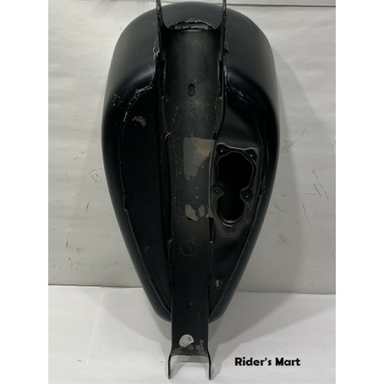 FUEL TANK ASS BK/SILVER3.3 GALLONUSED